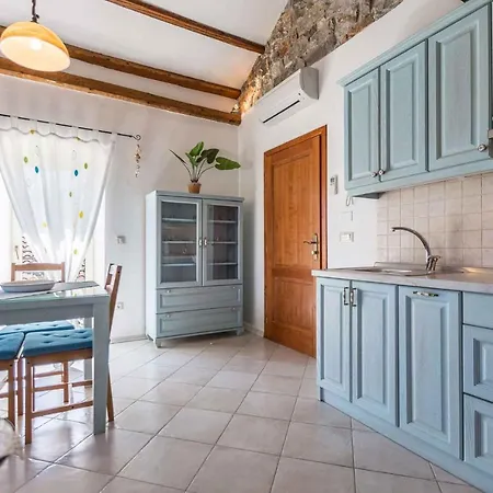 In - Istrien 40158 Appartement *