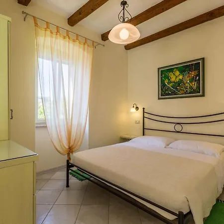 In - Istrien 40158 Appartement *